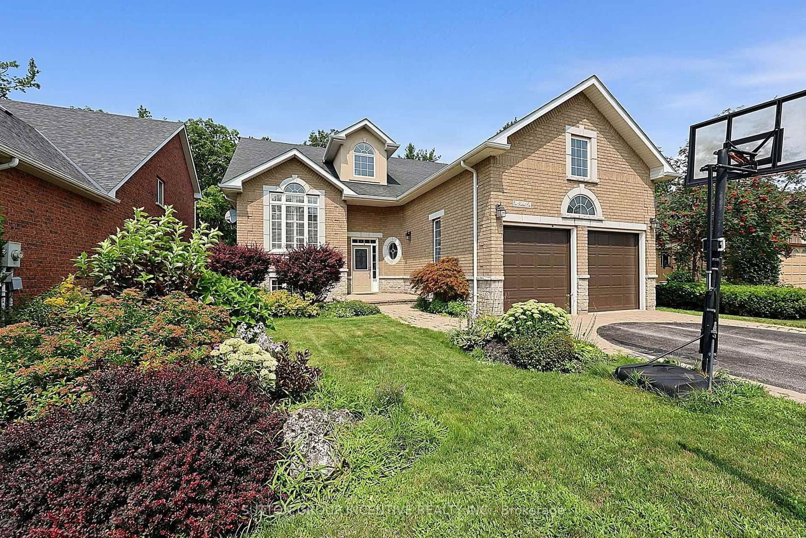 102 CUMMING Drive - Image 3