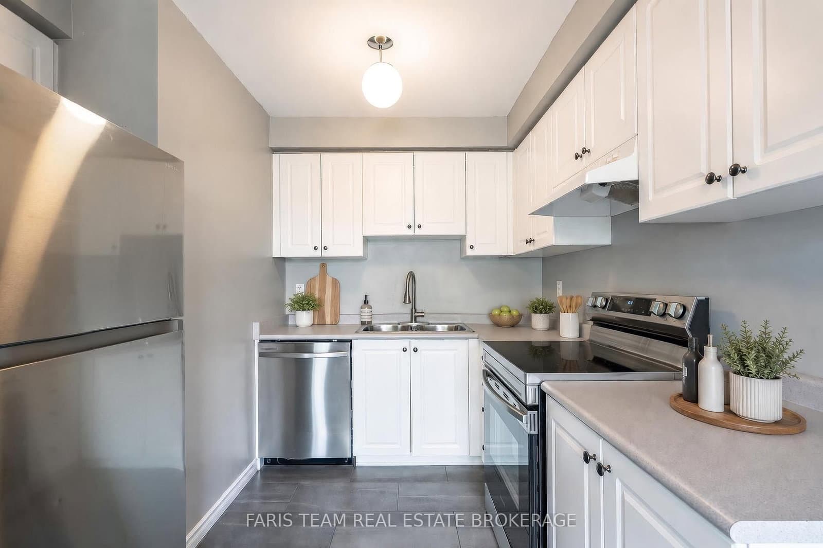 243 Ferndale Drive S, Unit 76 - Image 5