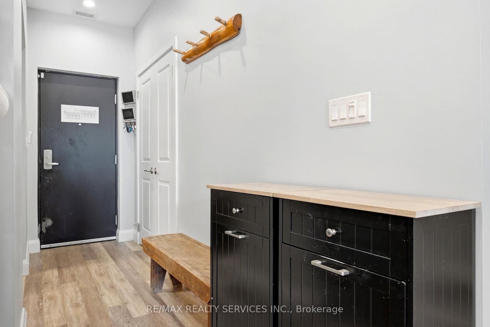 80 Horseshoe Boulevard, Unit 501 - Image 3