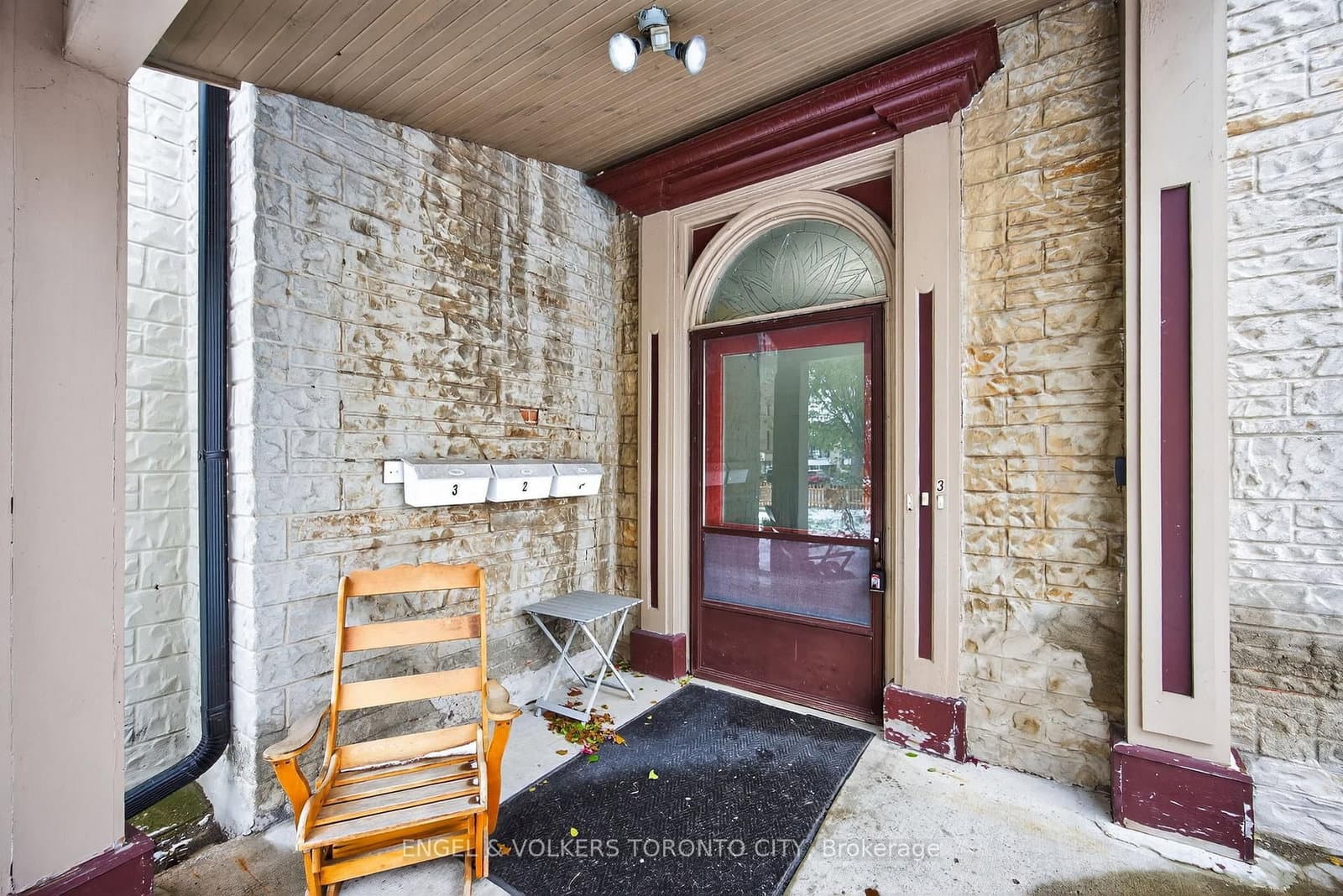 64 High Street - Image 3