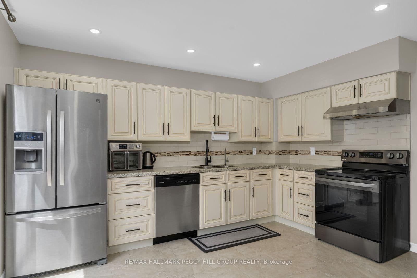 35 Victorway Drive - Image 4