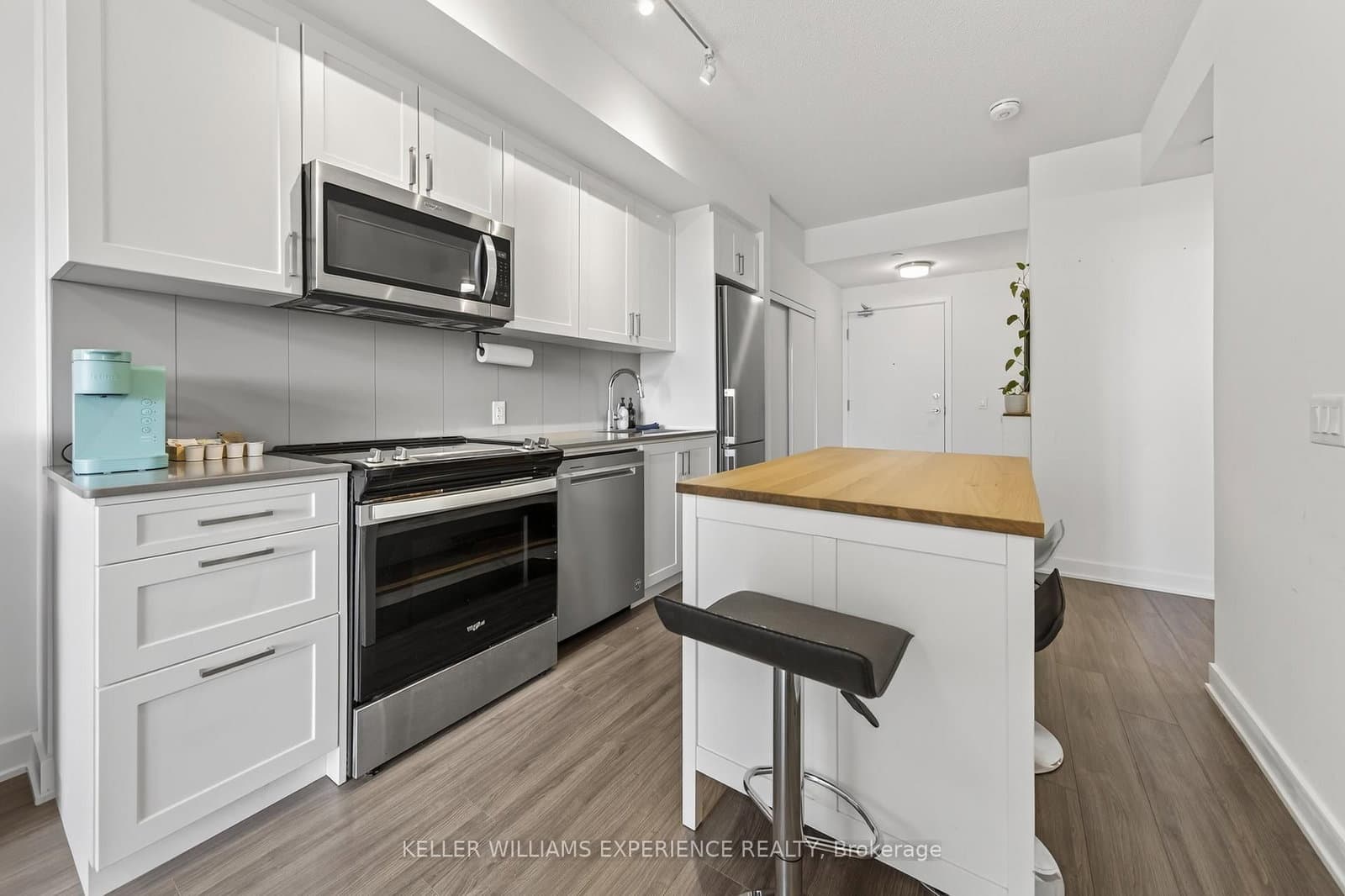 681 Yonge Street, Unit 328 - Image 5