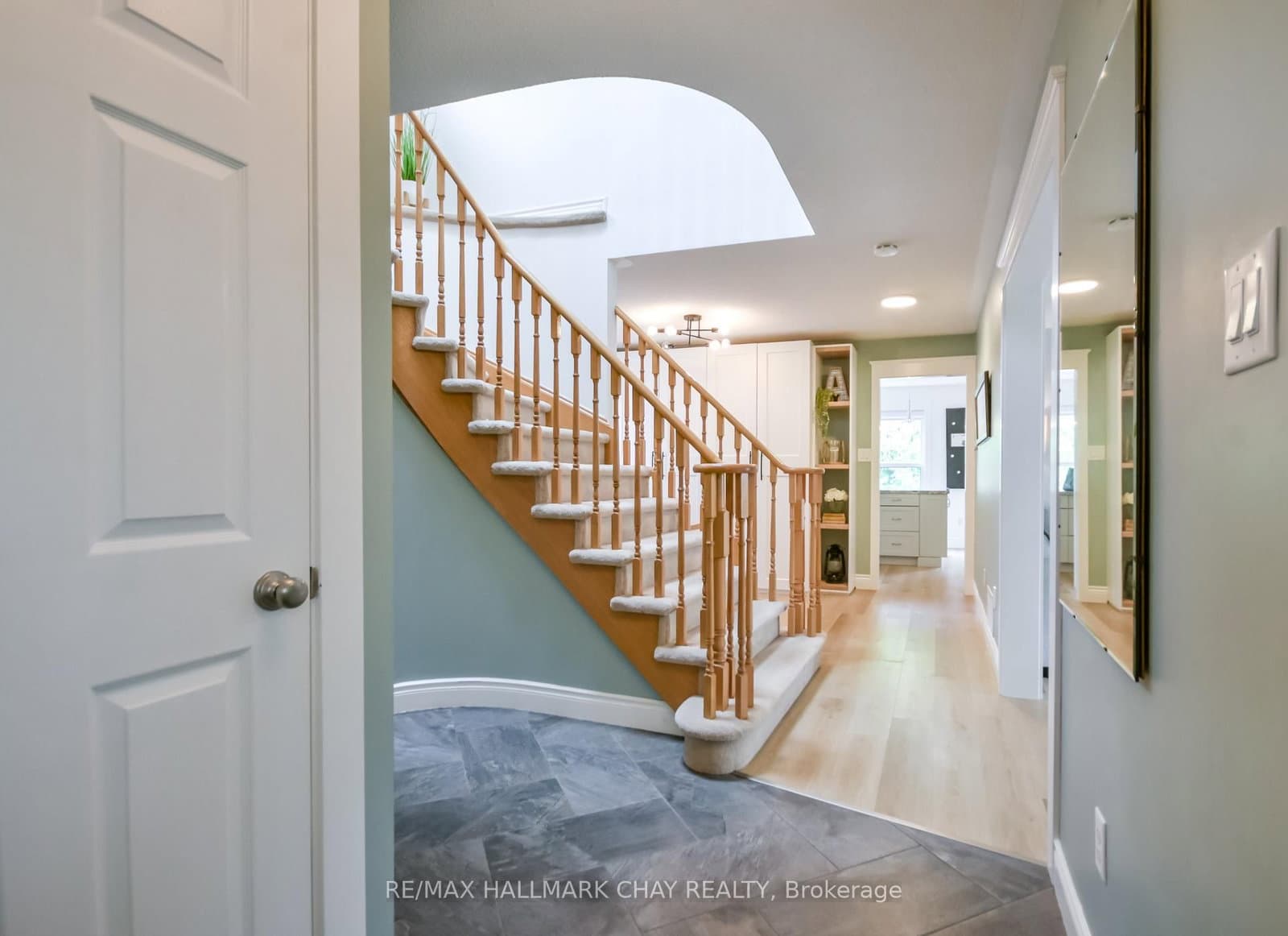 1 Hawkins Drive - Image 6