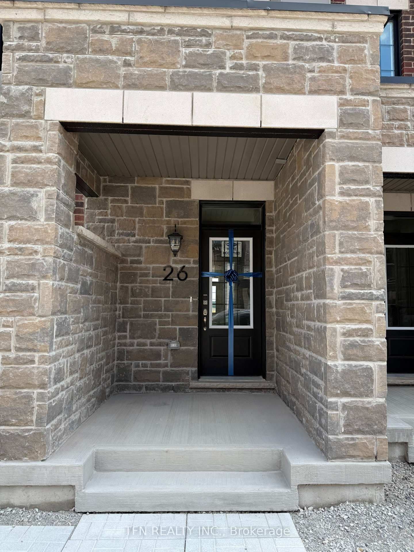 26 Pearen Lane N - Image 2