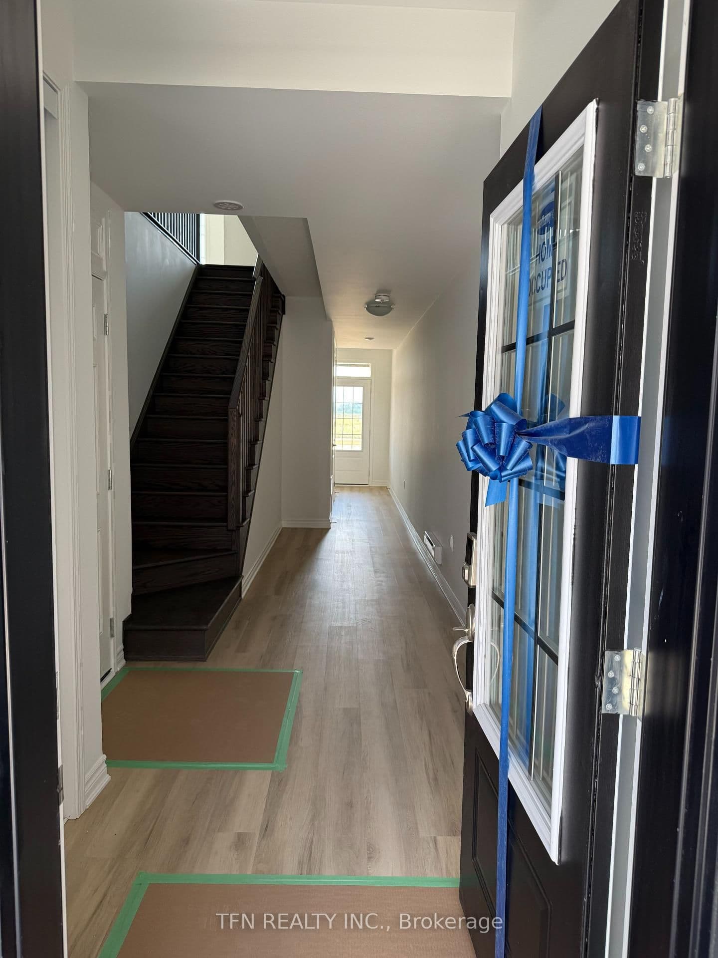26 Pearen Lane N - Image 3