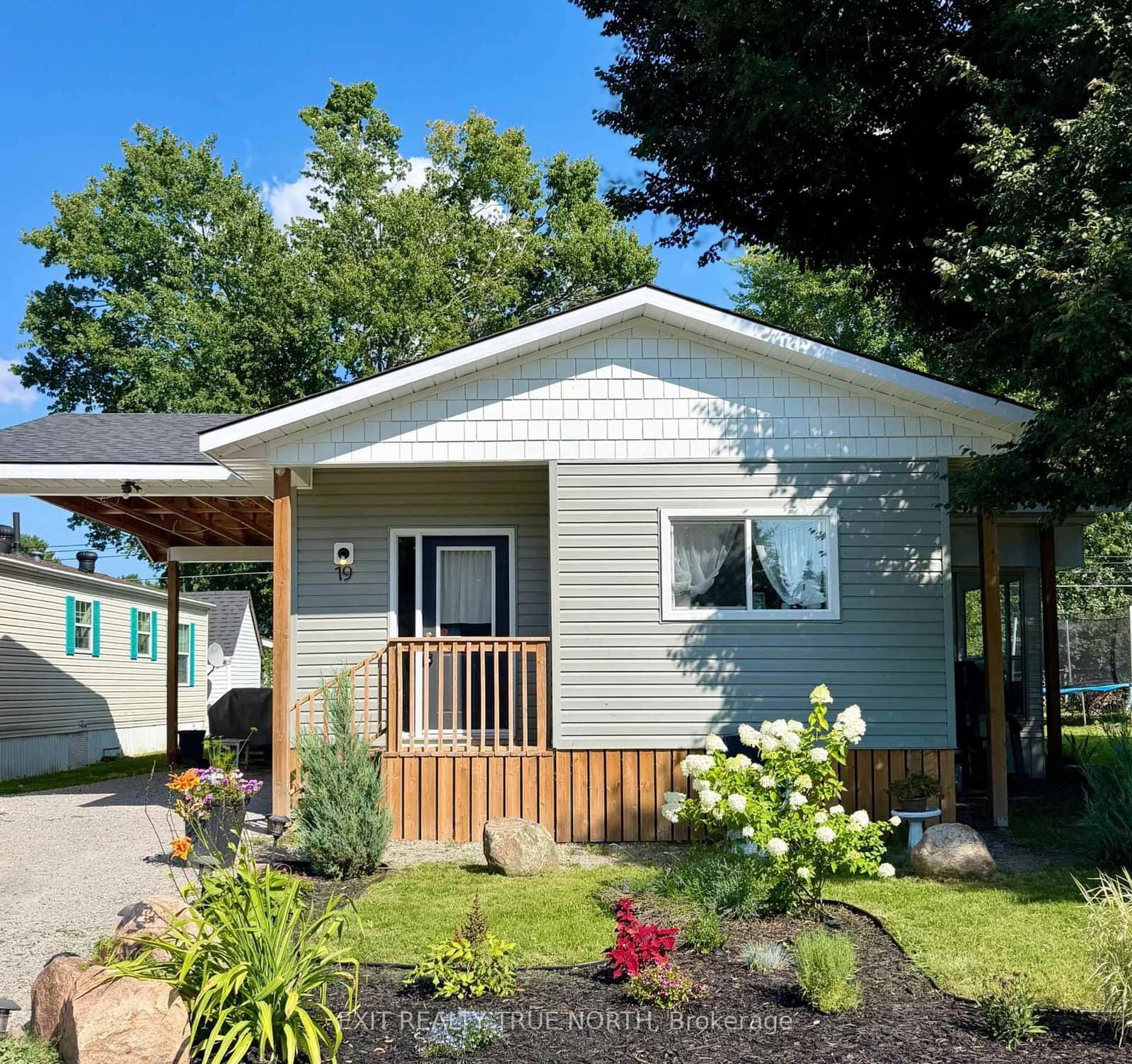 19 Vics Road - Image 1