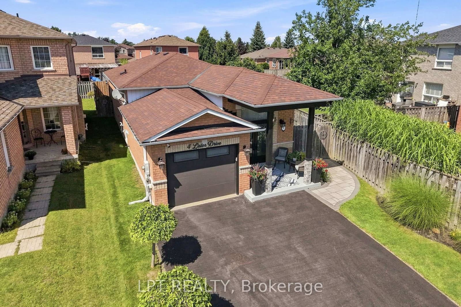 4 Lister Drive - Image 2