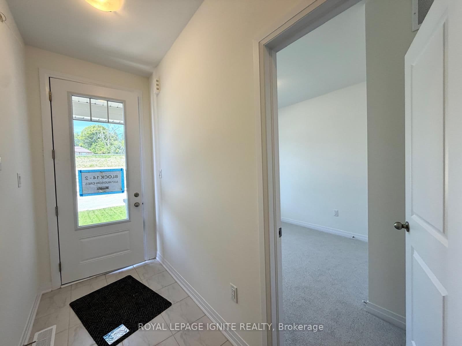 537 Hudson Crescent - Image 3