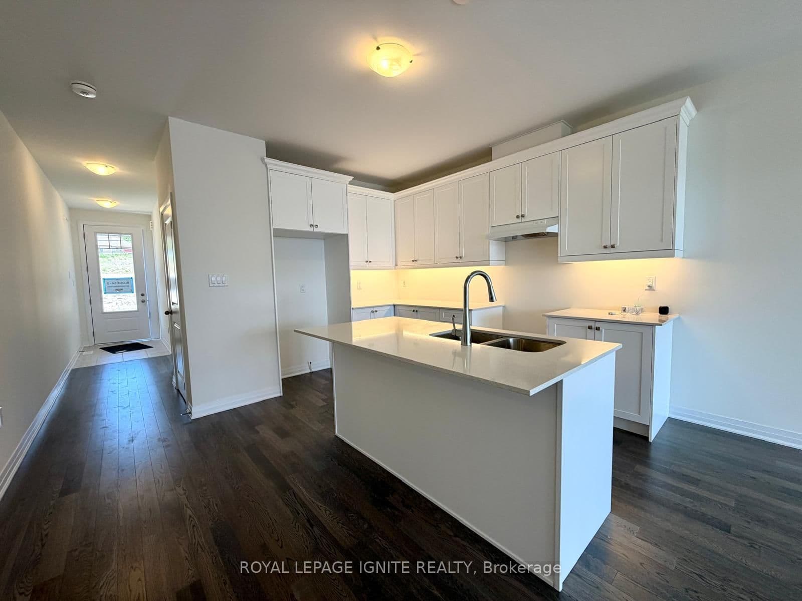 537 Hudson Crescent - Image 5
