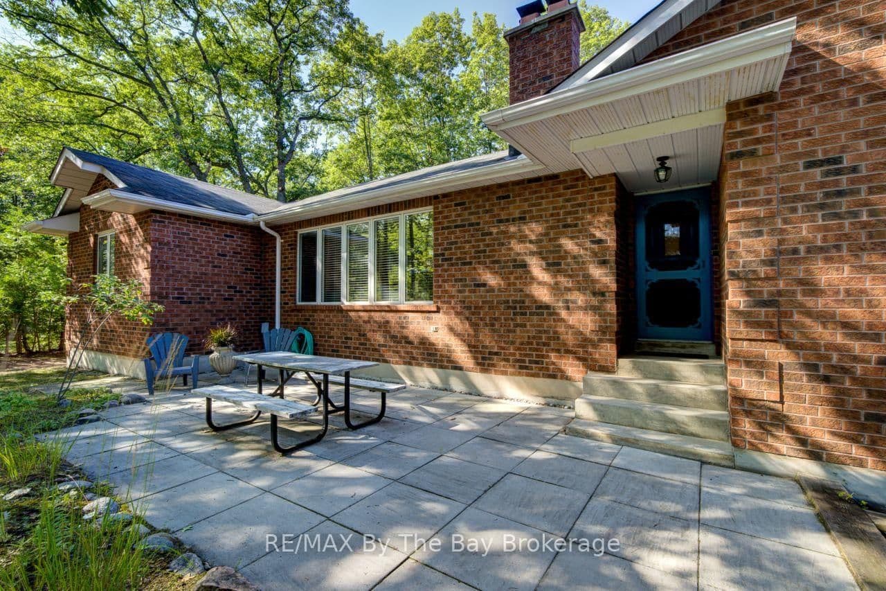 47 Birchwood Trail - Image 4