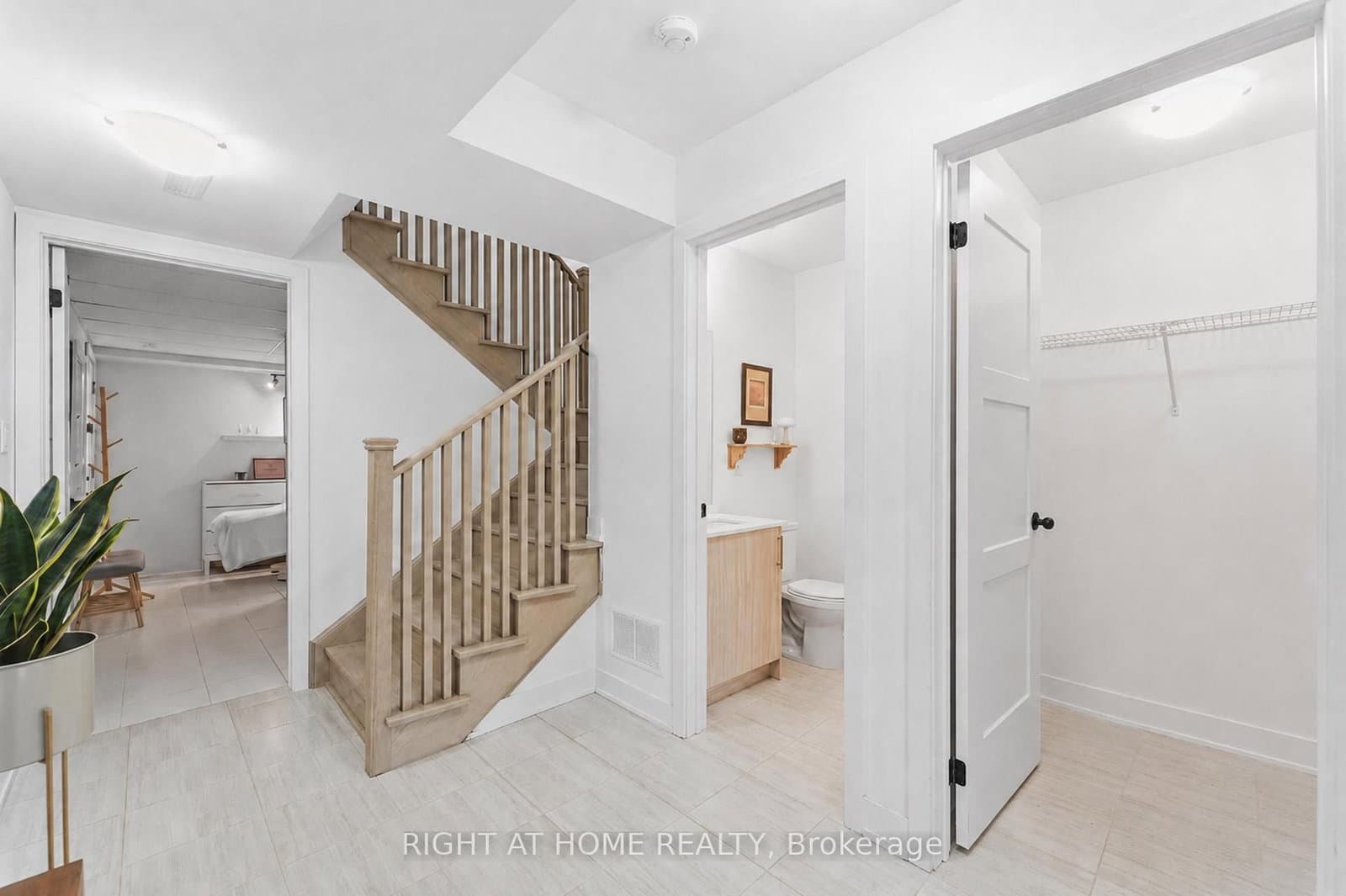 50 Hay Lane - Image 5
