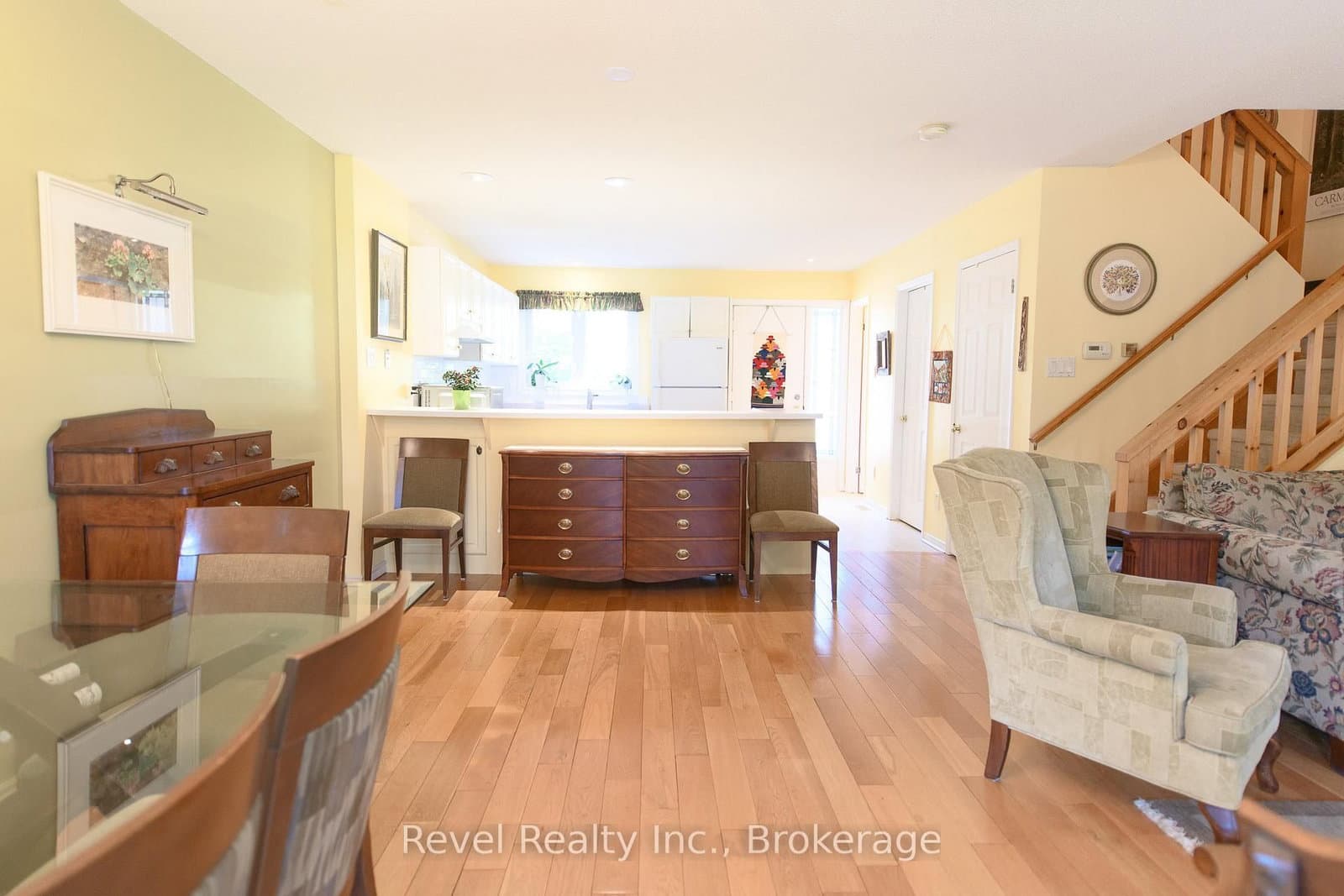 145 Fairway Crescent, Unit 51 - Image 4