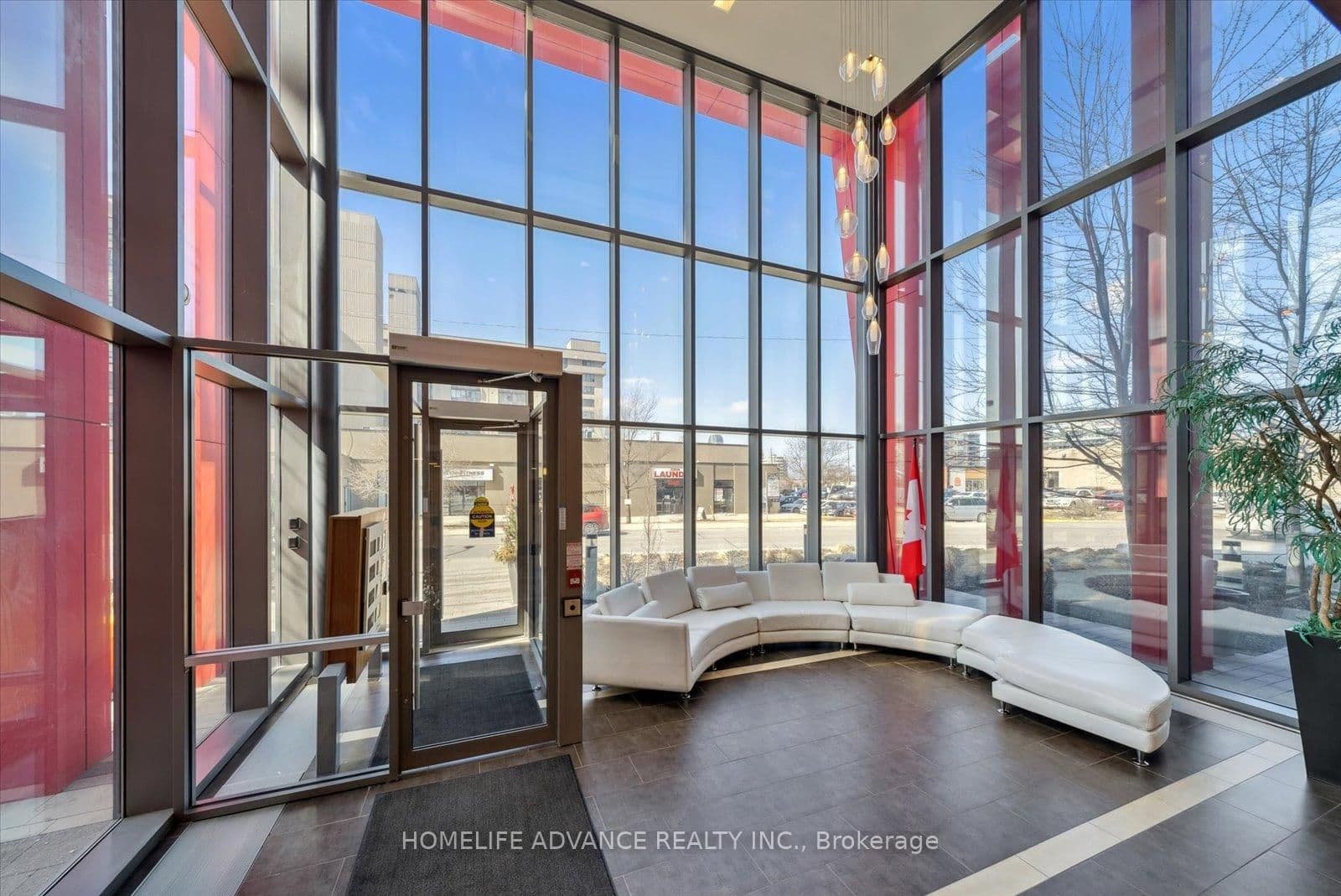 15 James Finlay Way, Unit 1117 - Image 4