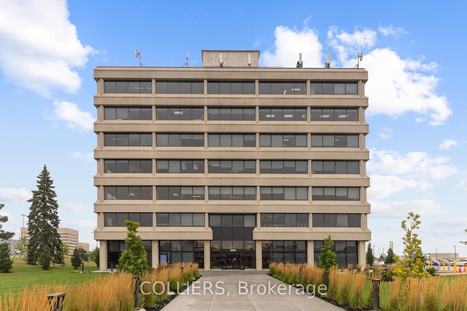 295 The West Mall, Unit 506 - Image 1