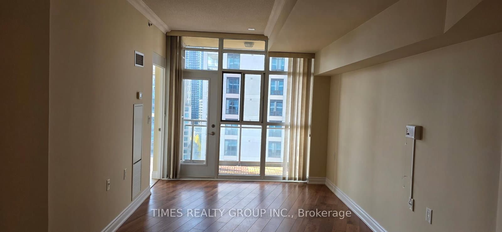 3 Marine Parade Drive, Unit 1705 - Image 2