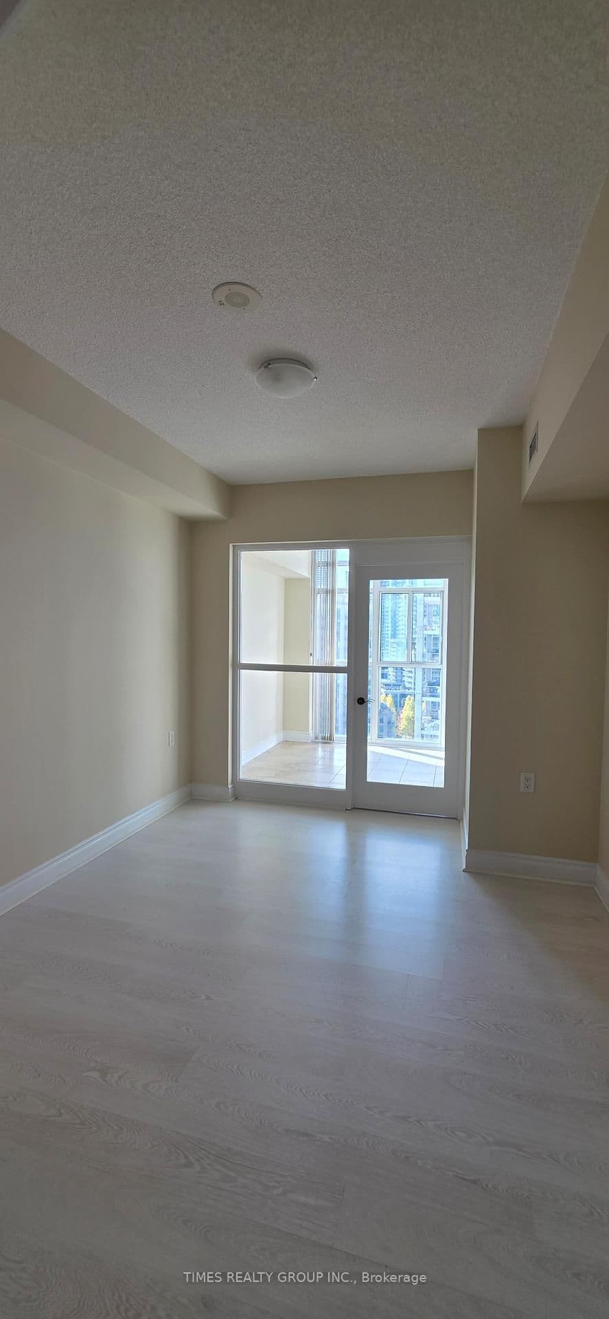 3 Marine Parade Drive, Unit 1705 - Image 4