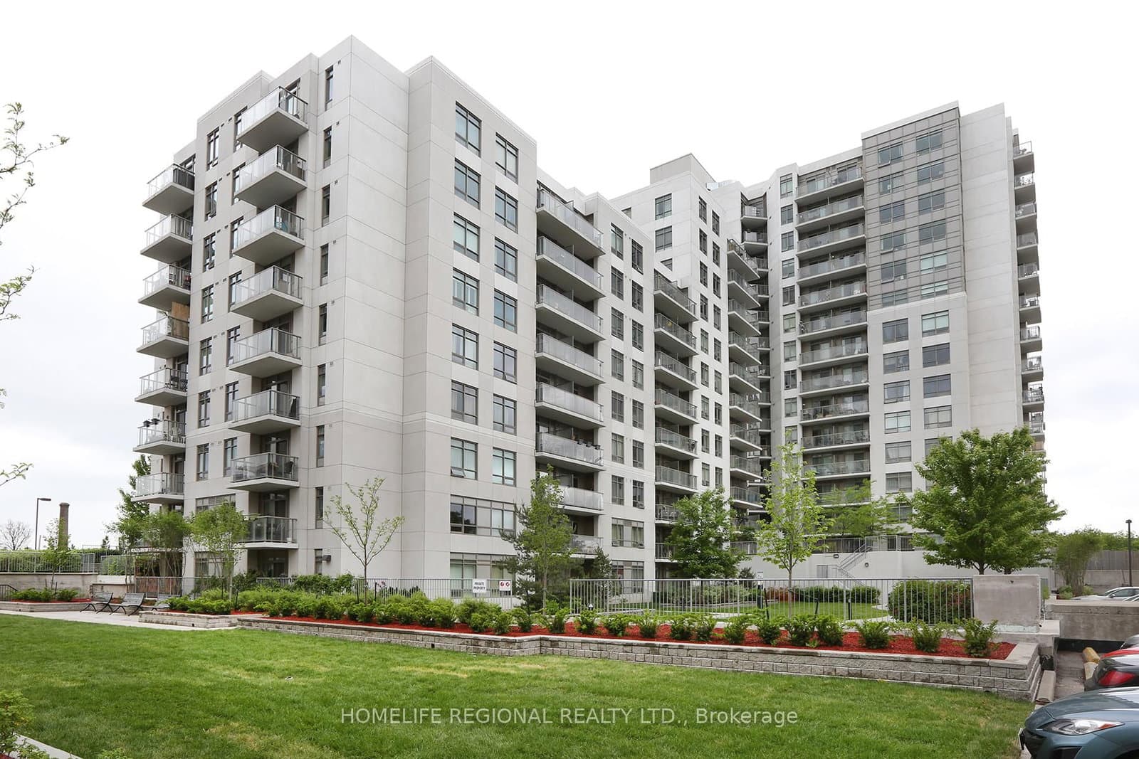 816 Lansdowne Avenue, Unit 1015 - Image 2