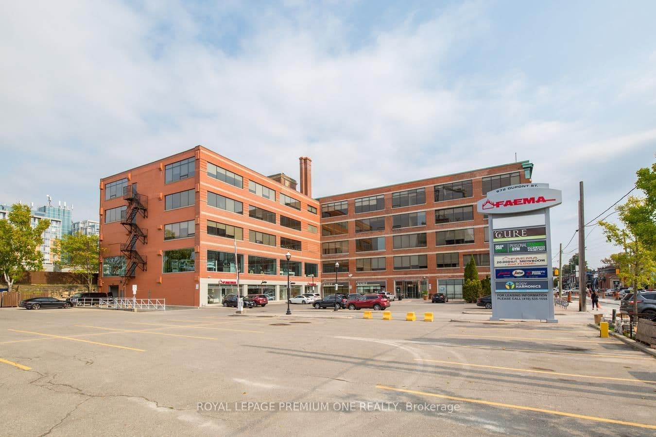 672 Dupont Street, Unit 403 - Image 2