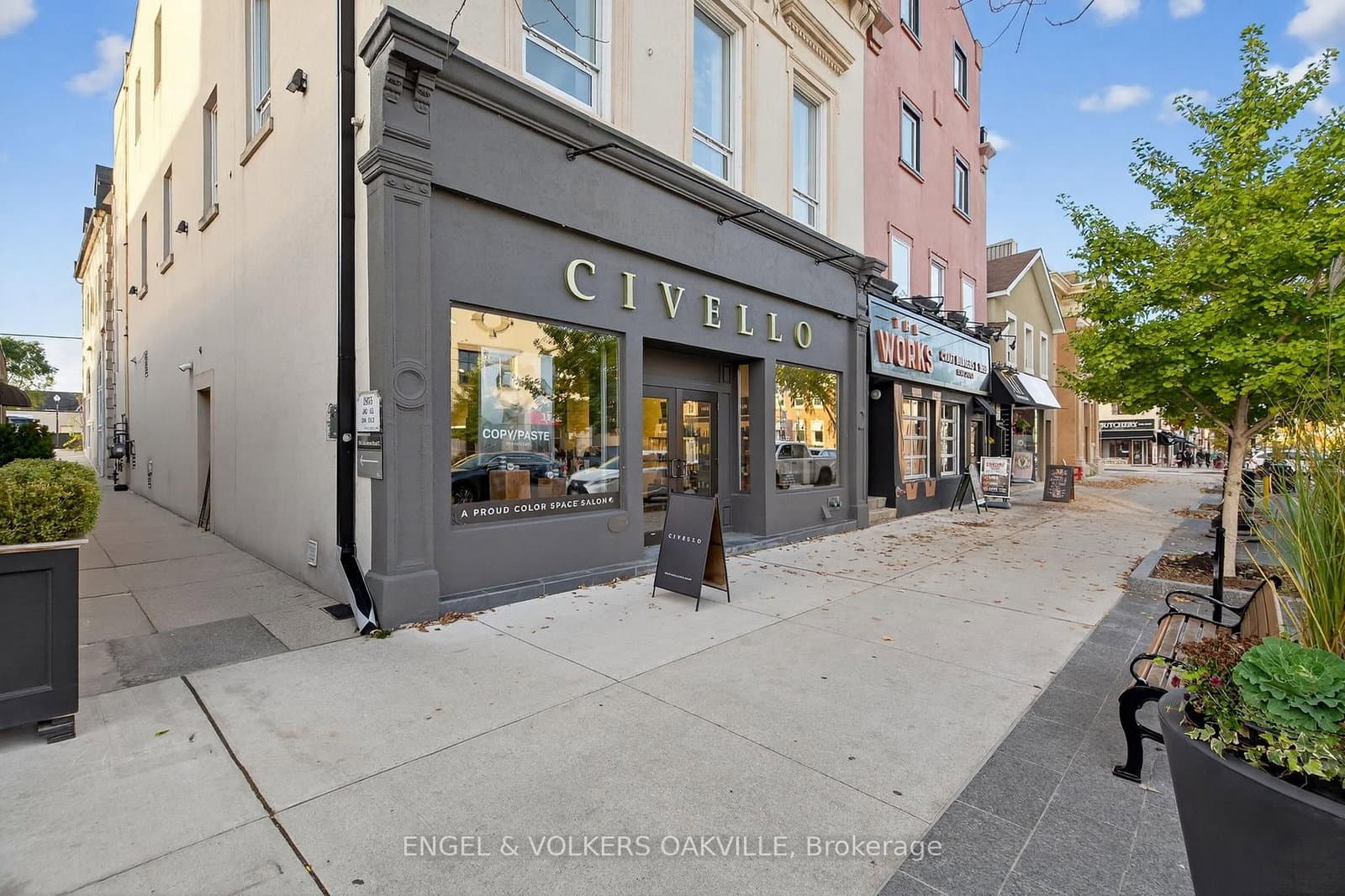 145 Lakeshore Road E, Unit 200 - Image 3