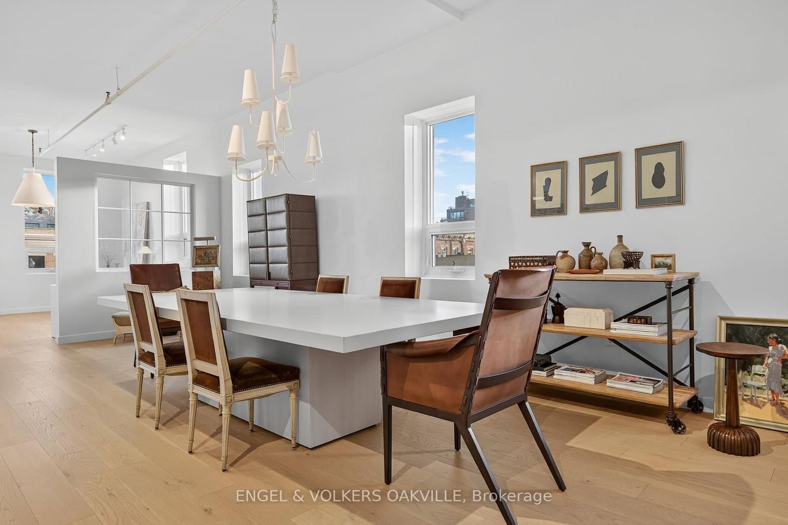 145 Lakeshore Road E, Unit 200 - Image 6