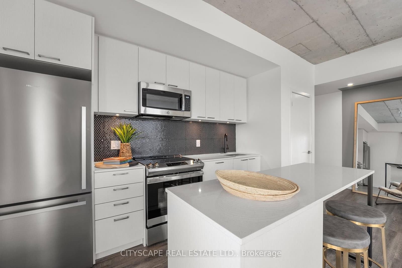 1808 St. Clair Avenue W, Unit 911 - Image 4