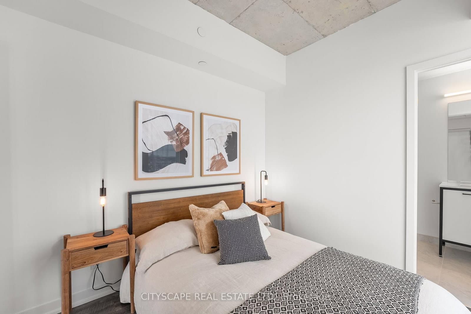 1808 St. Clair Avenue W, Unit 911 - Image 6