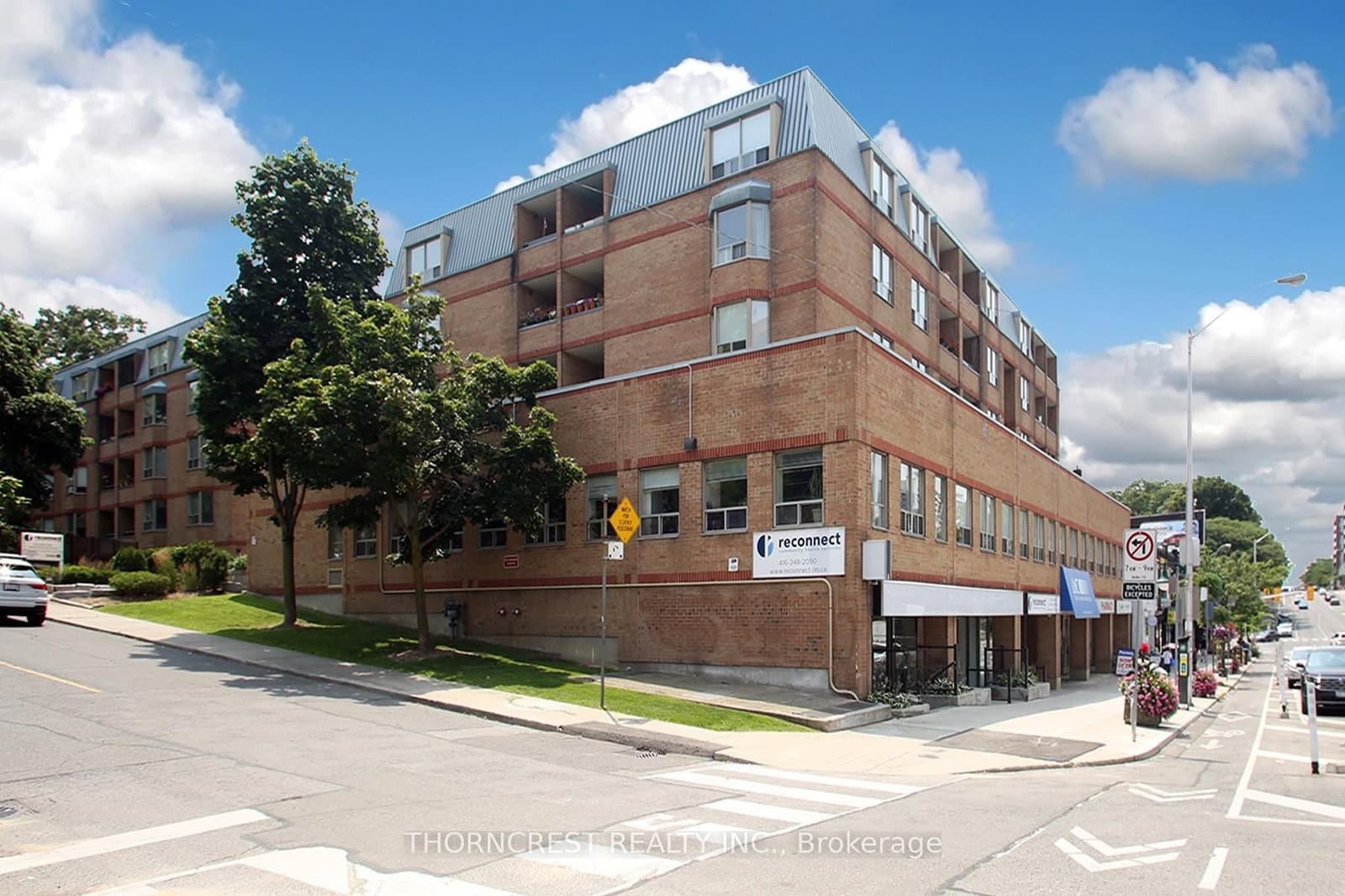 1709 Bloor Street W - Image 2