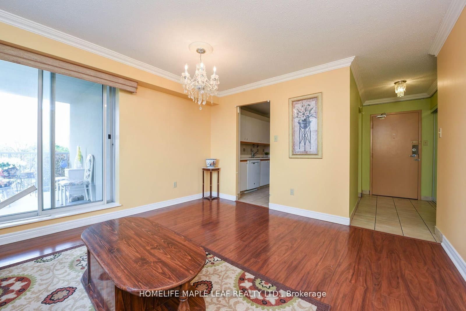 3559 Eglinton Avenue W, Unit 402 - Image 4