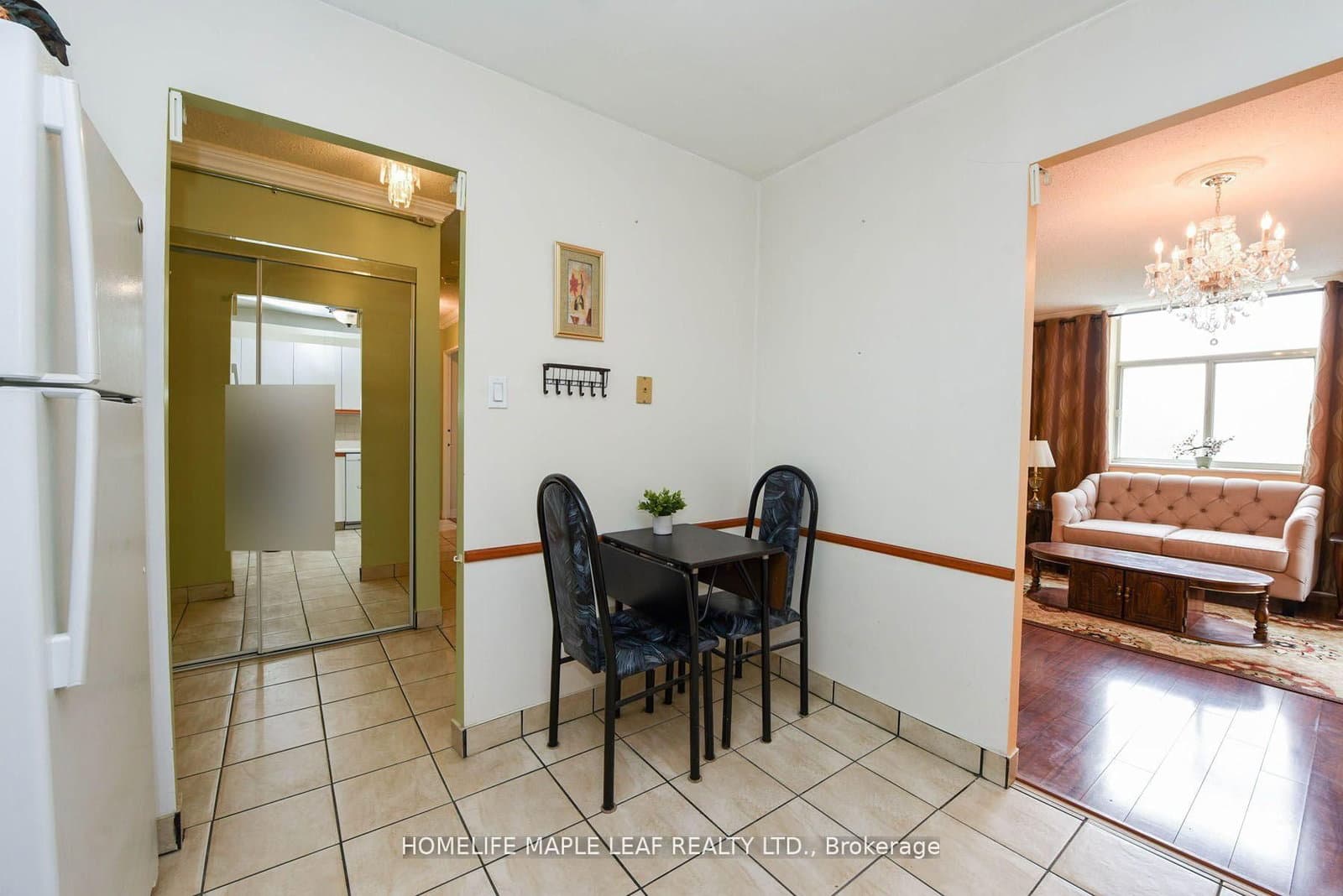3559 Eglinton Avenue W, Unit 402 - Image 6