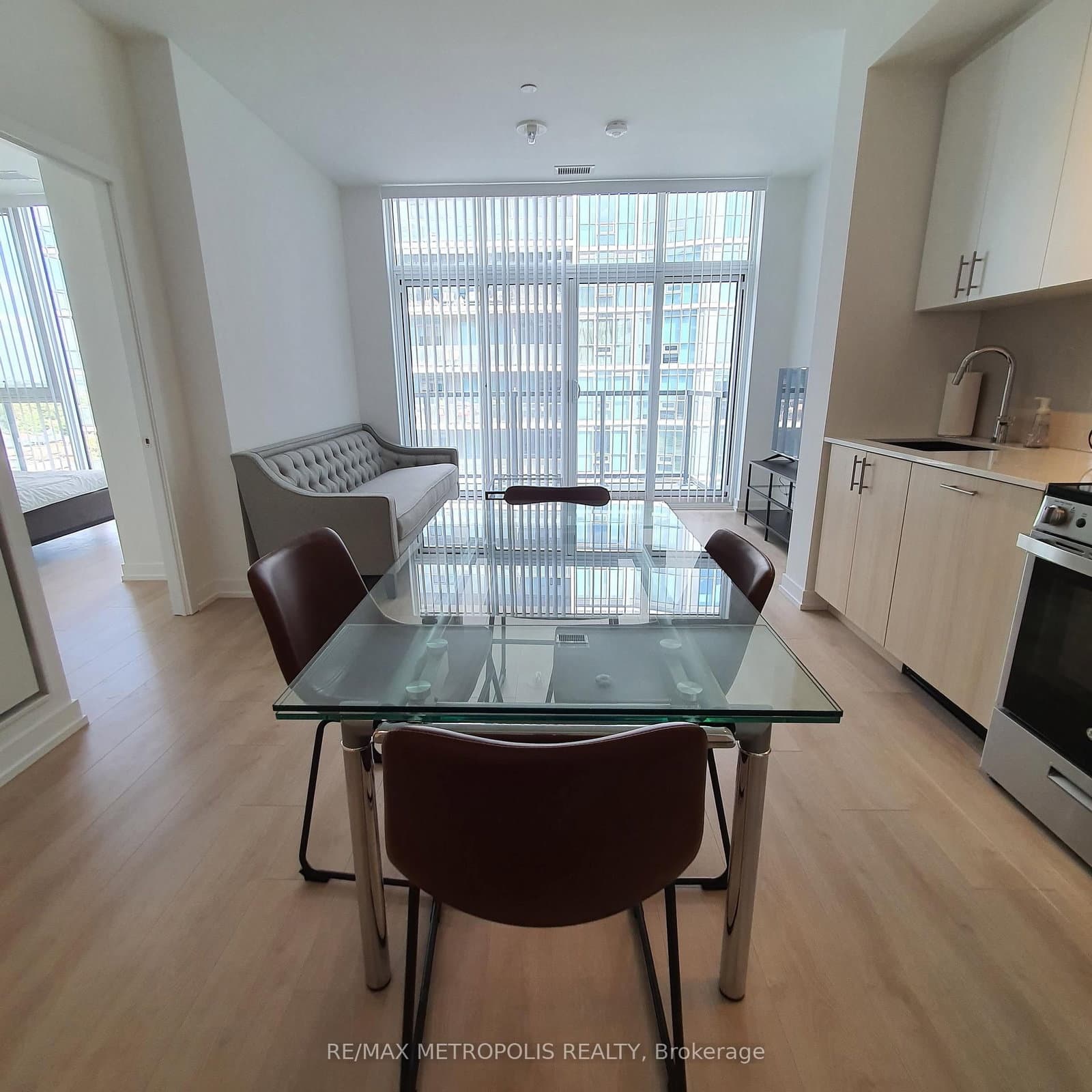 1195 The Queensway, Unit 807 - Image 5