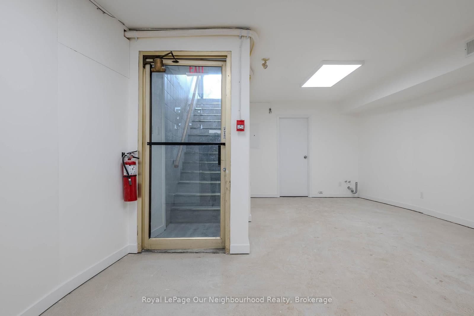 1224 King Street W, Unit Lower Level - Image 4