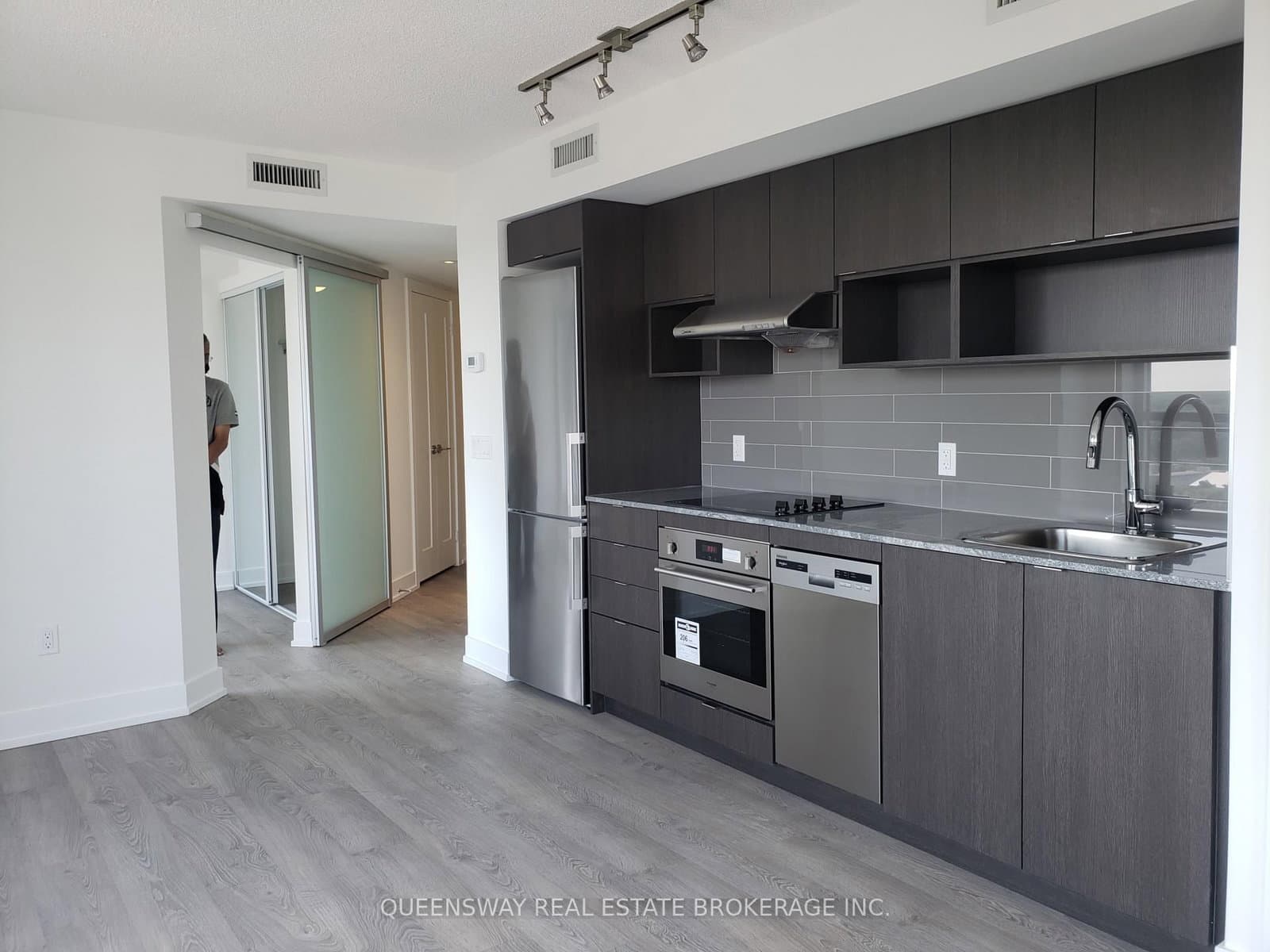7 Mabelle Avenue, Unit 1504 - Image 4
