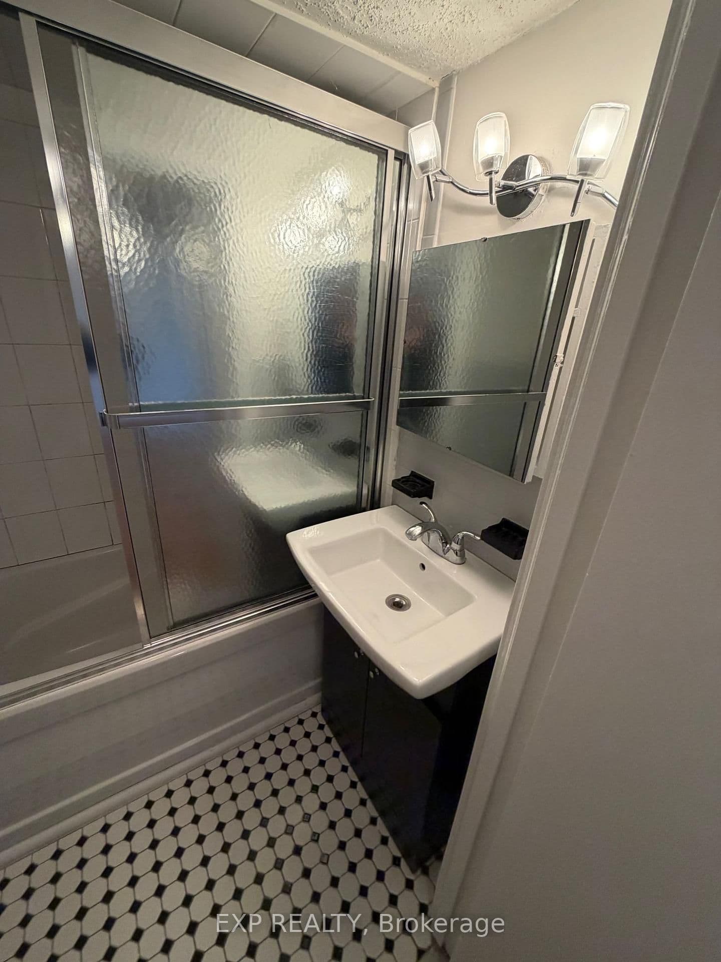 354 Annette Street, Unit 1 - Image 4