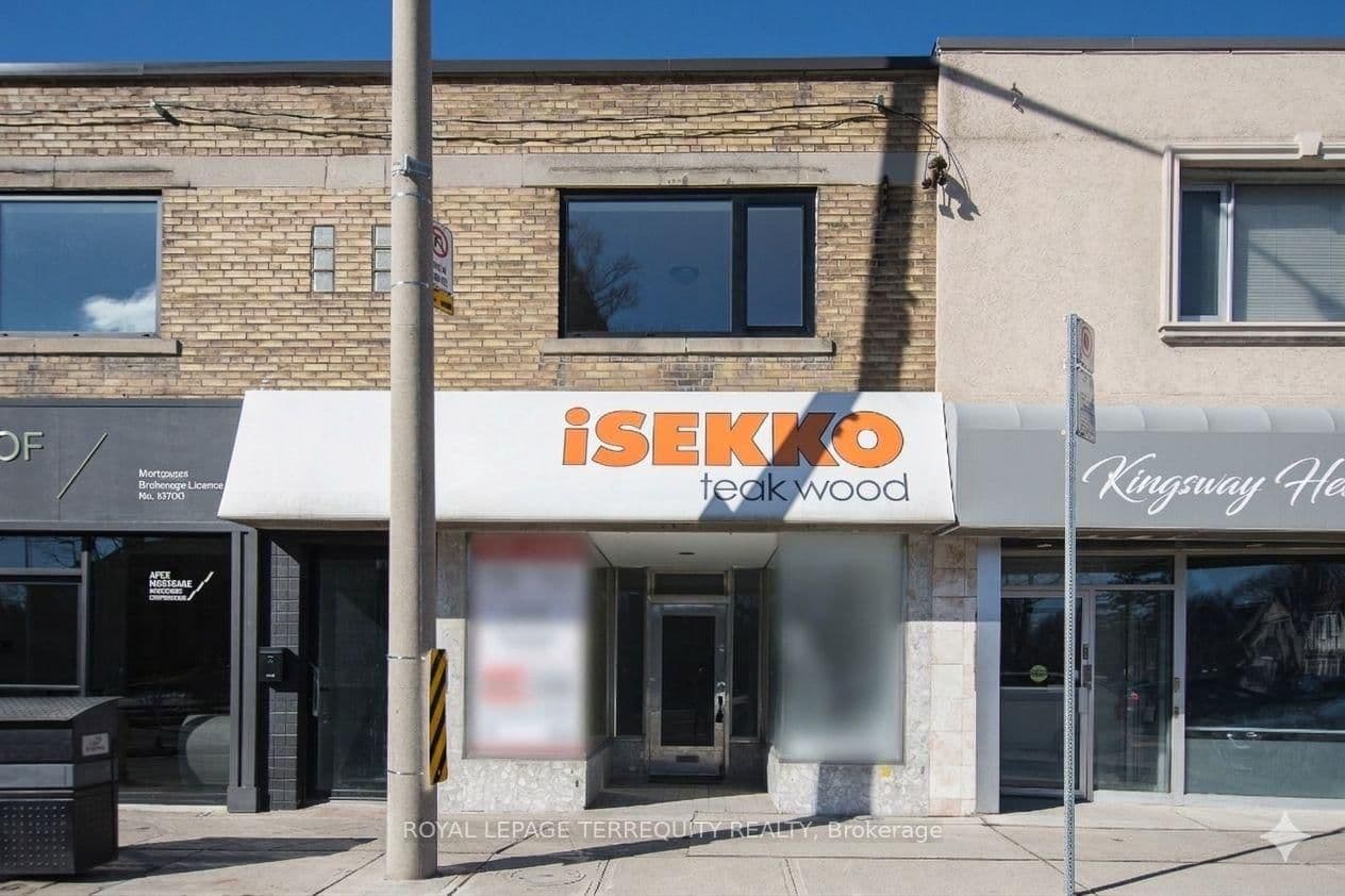 3042 Bloor Street W, Unit A1 - Image 2