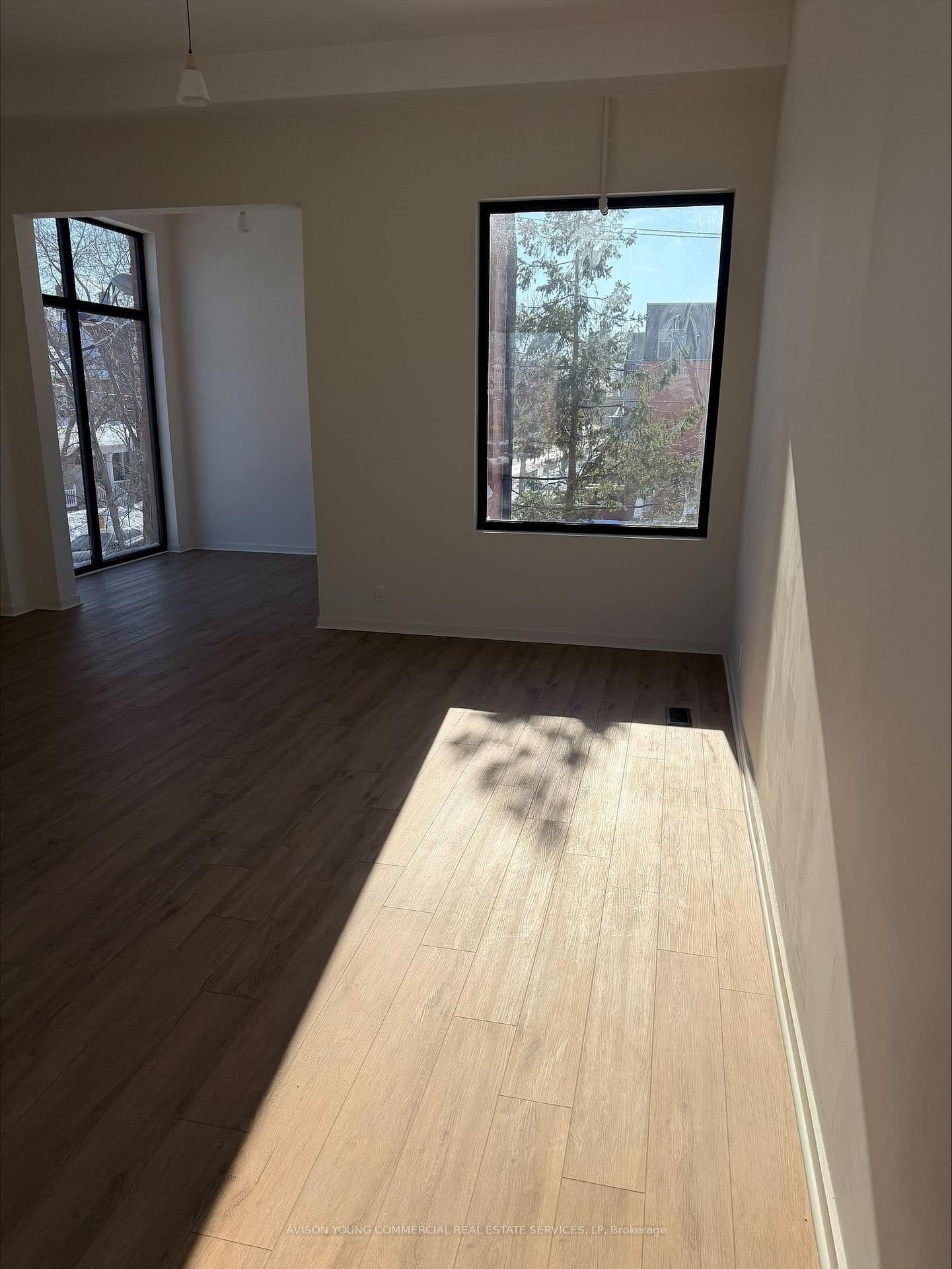 170 Perth Avenue W, Unit 4 - Image 5