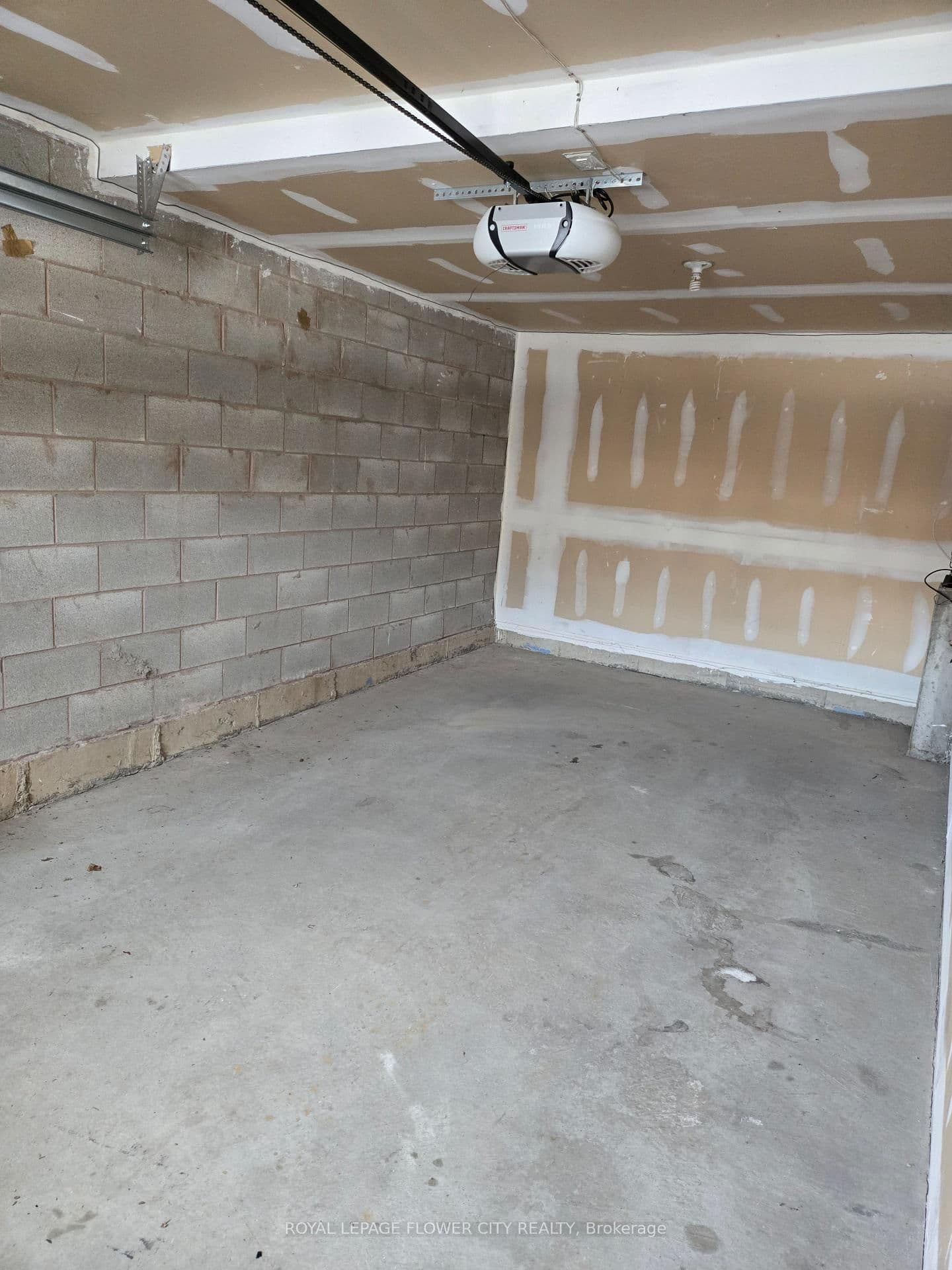 495 Mcjannett Avenue - Image 2