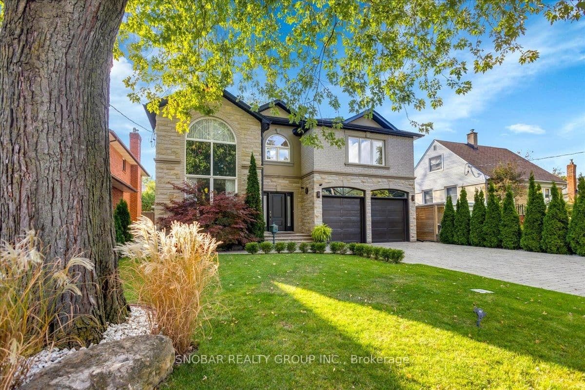 46 Poplar Avenue - Image 1