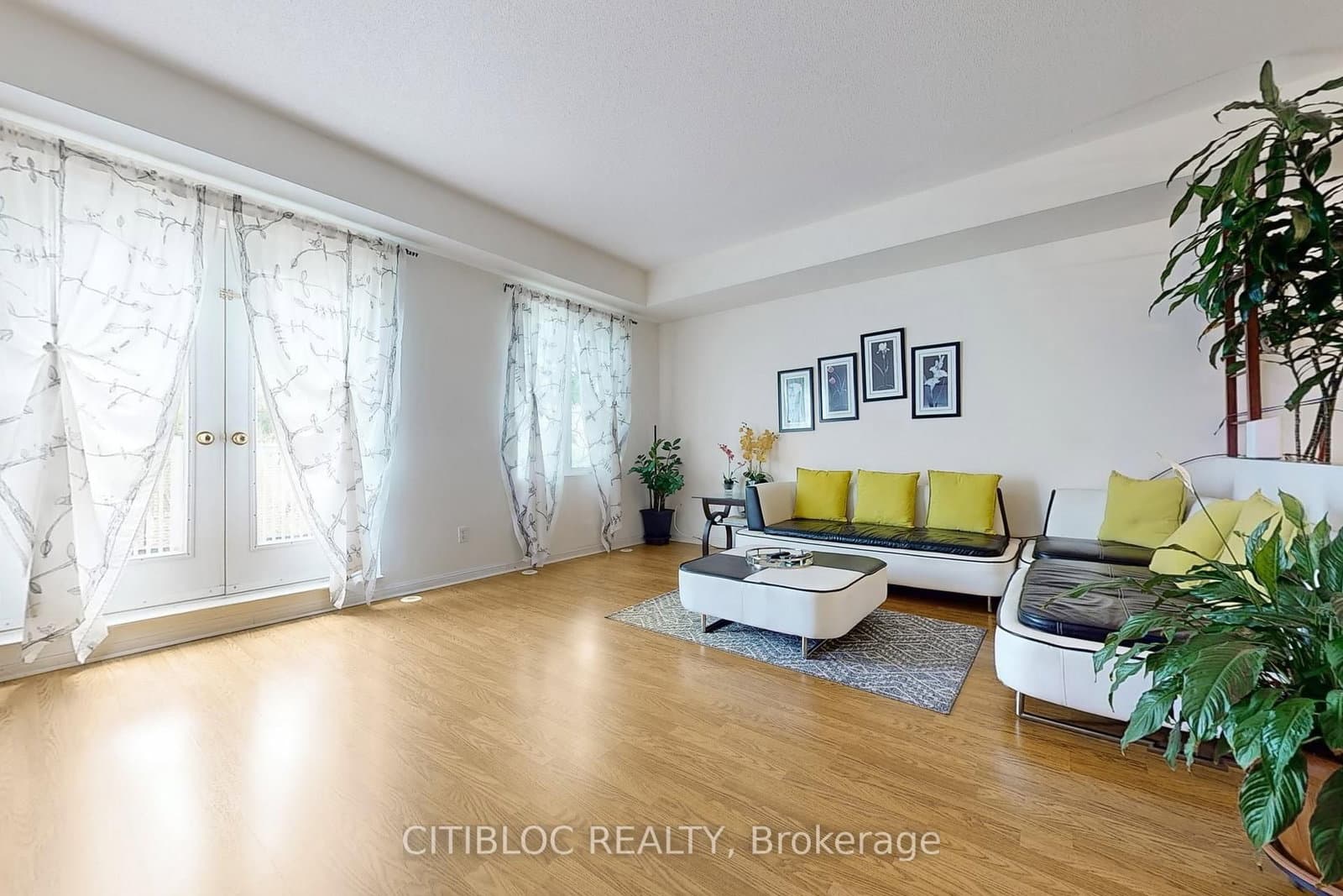 3029 Finch Avenue W, Unit 13 - Image 2
