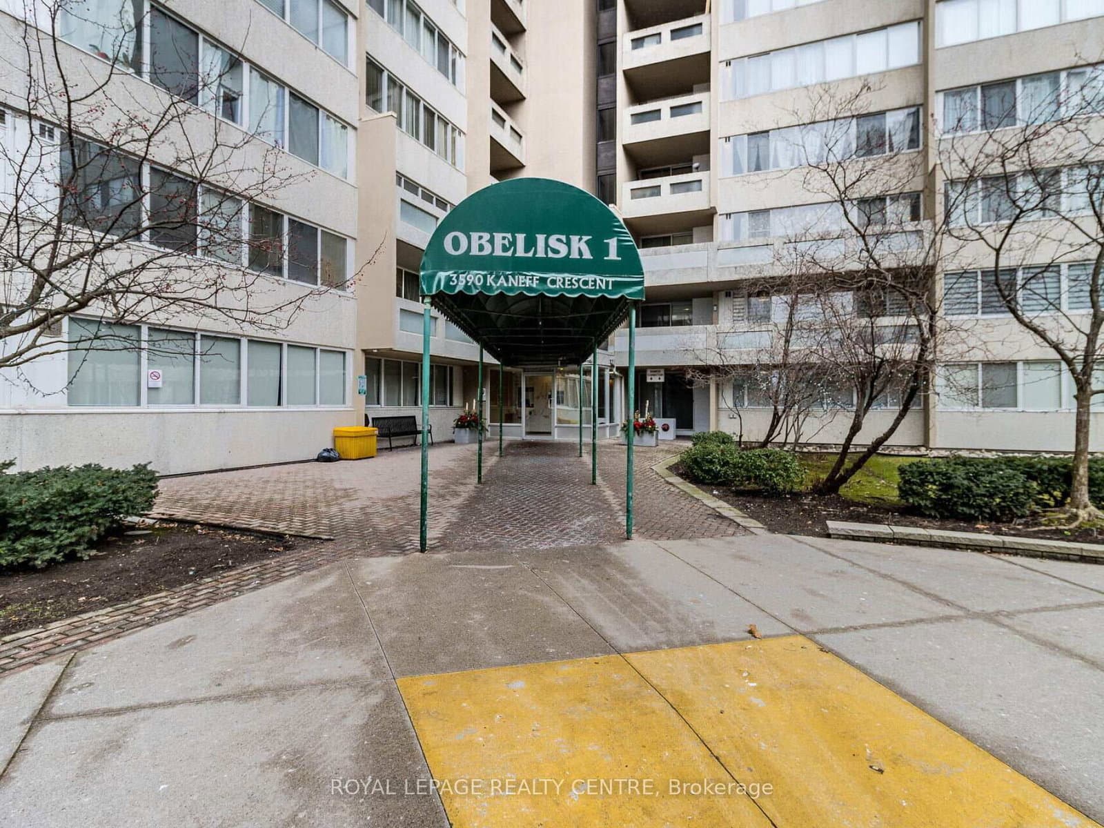 3590 Kaneff Crescent W, Unit 1604 - Image 2
