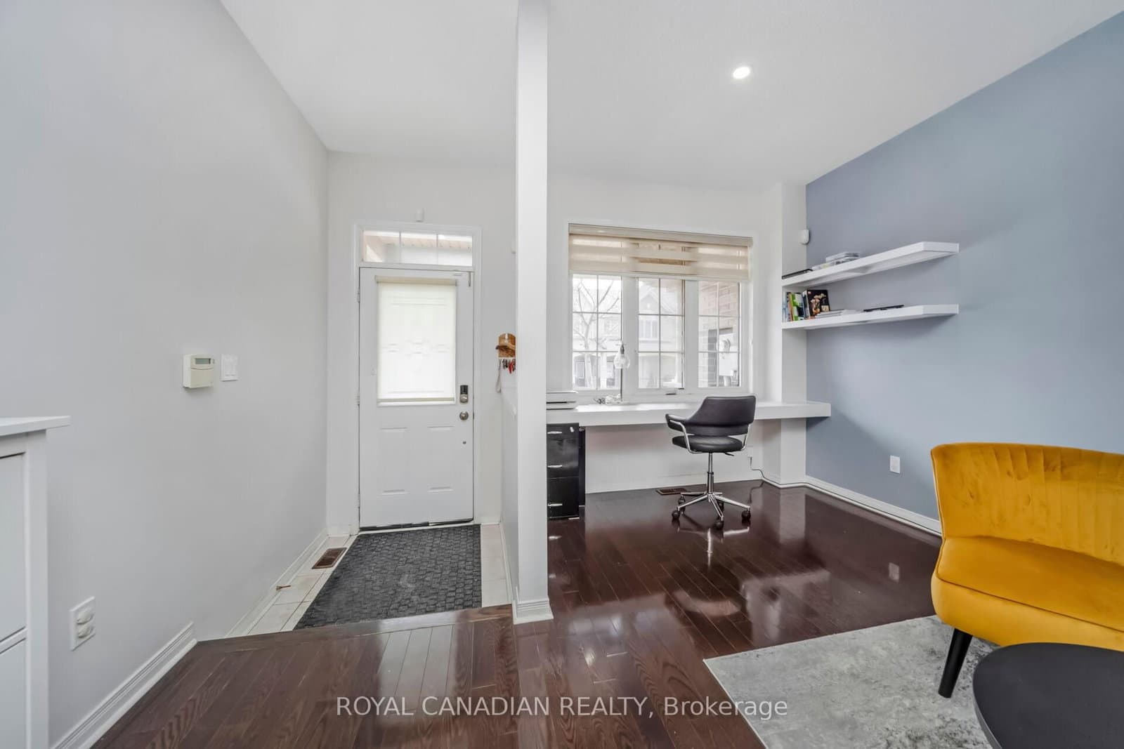 10 Yellowknife Road - Image 2