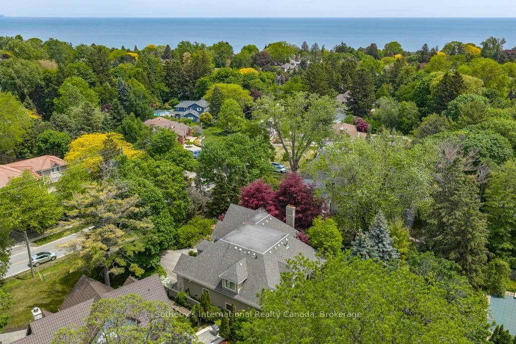 552 Bobolink Road - Image 3