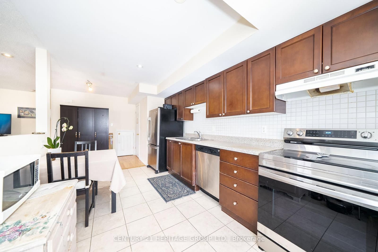 64 Sidney Belsey Crescent, Unit 301 - Image 4