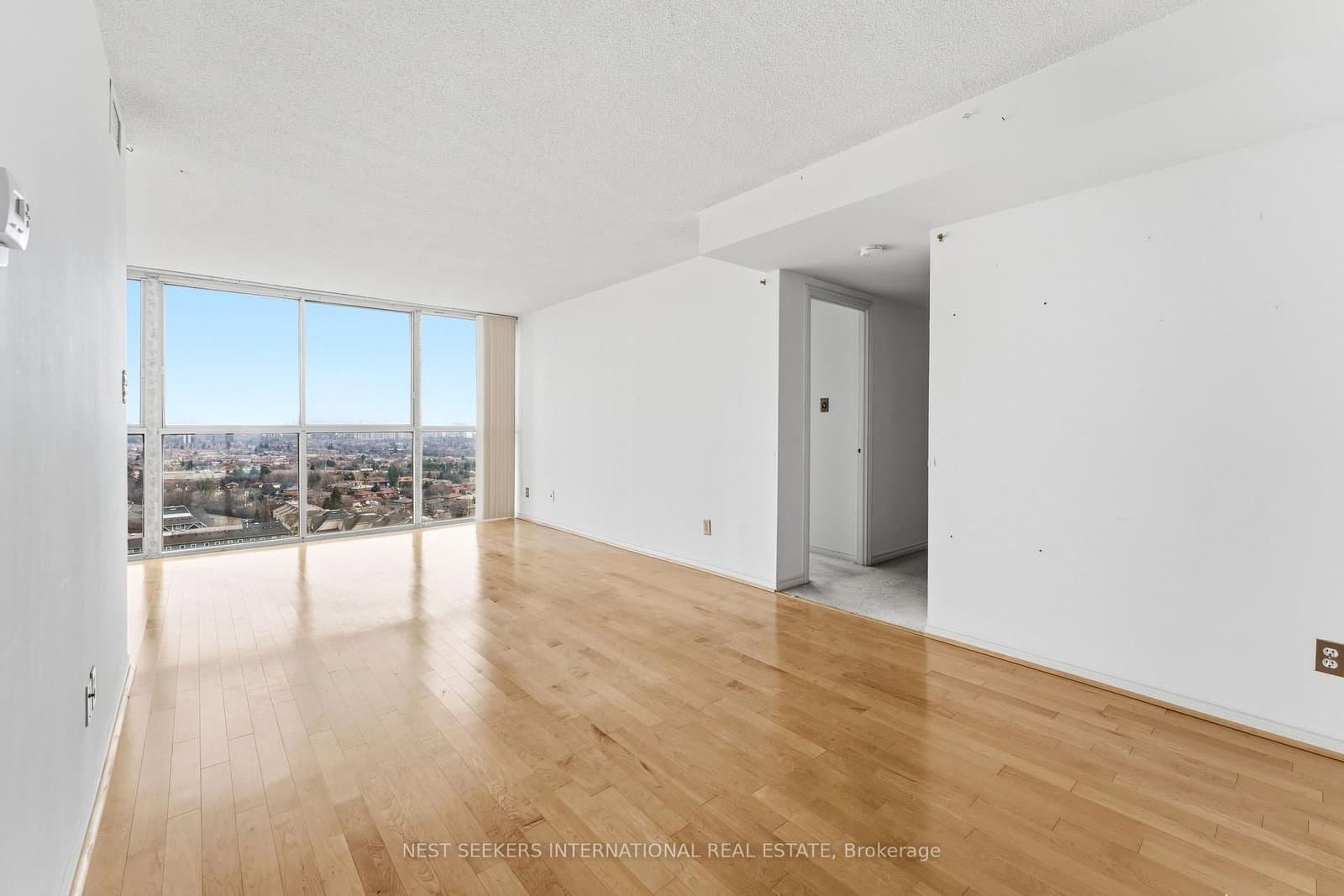 880 Dundas Street W, Unit 1604 - Image 2
