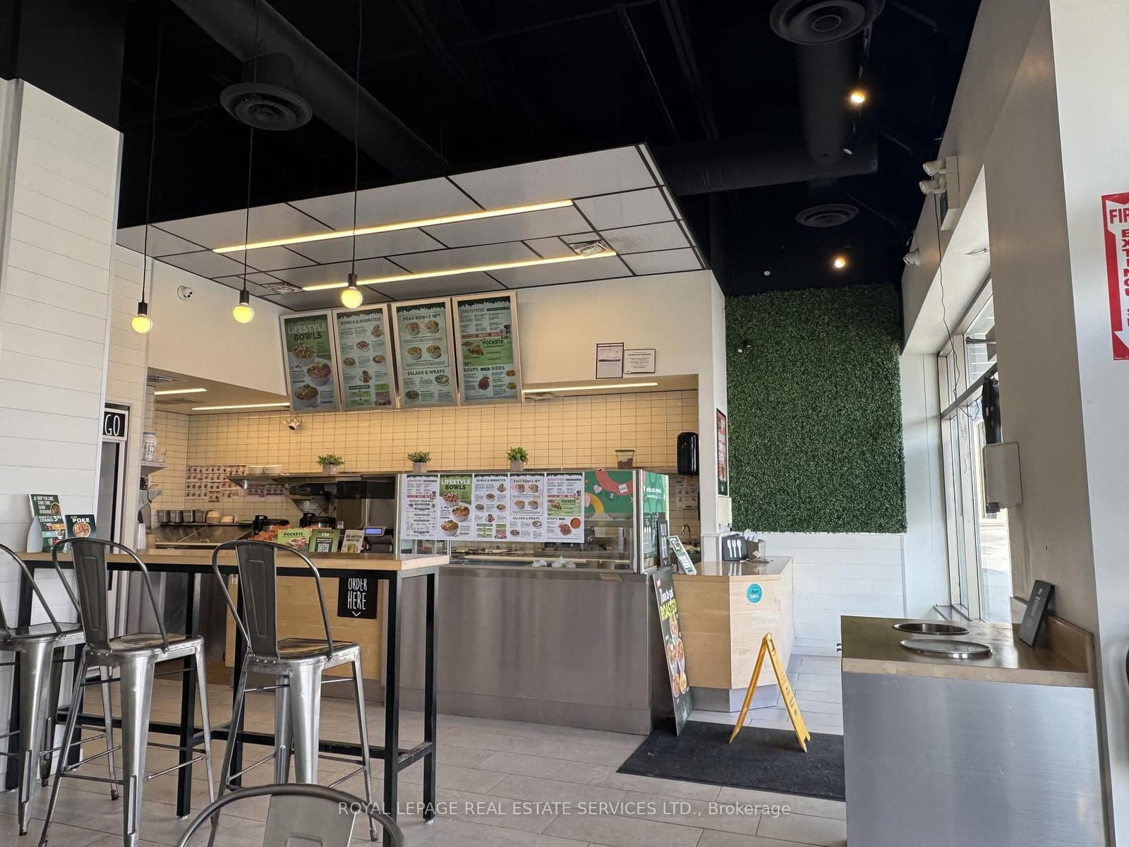 330 Dundas Street E - Image 2