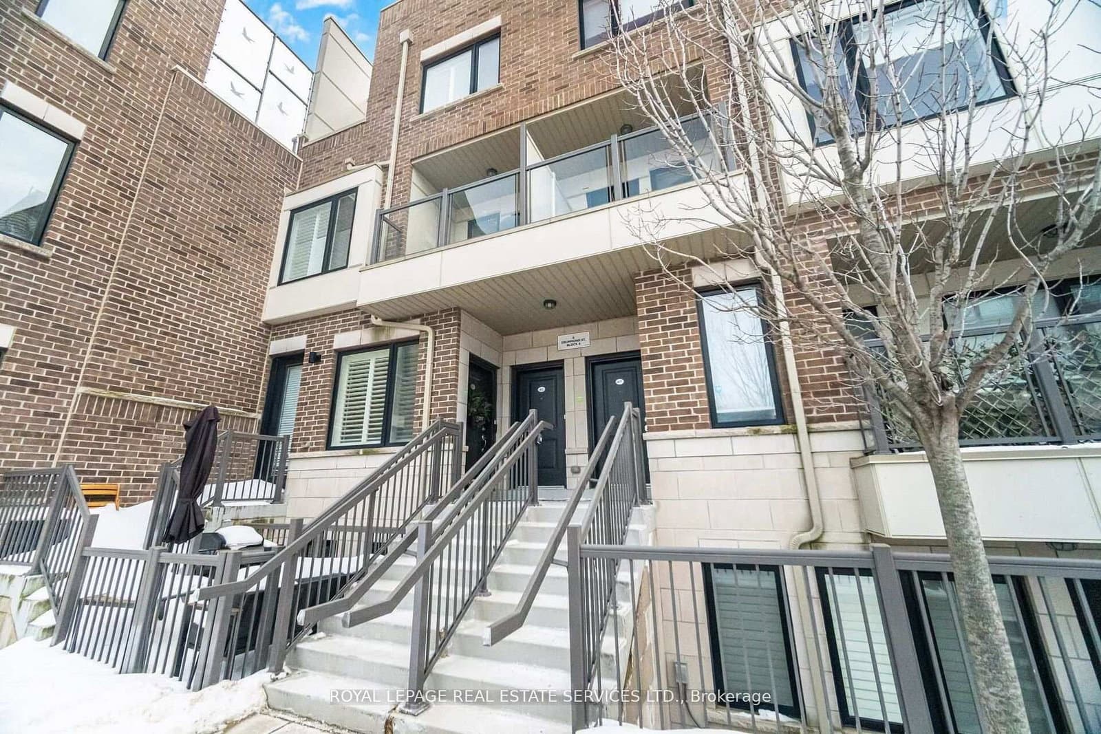 8 Drummond Street, Unit 402 - Image 1