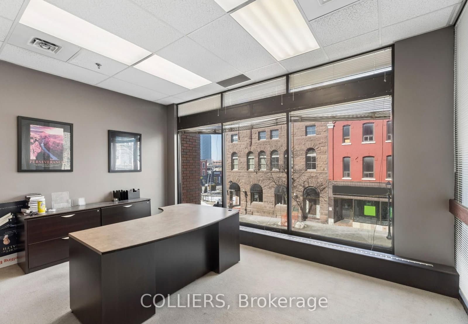 21 Queen Street E - Image 4