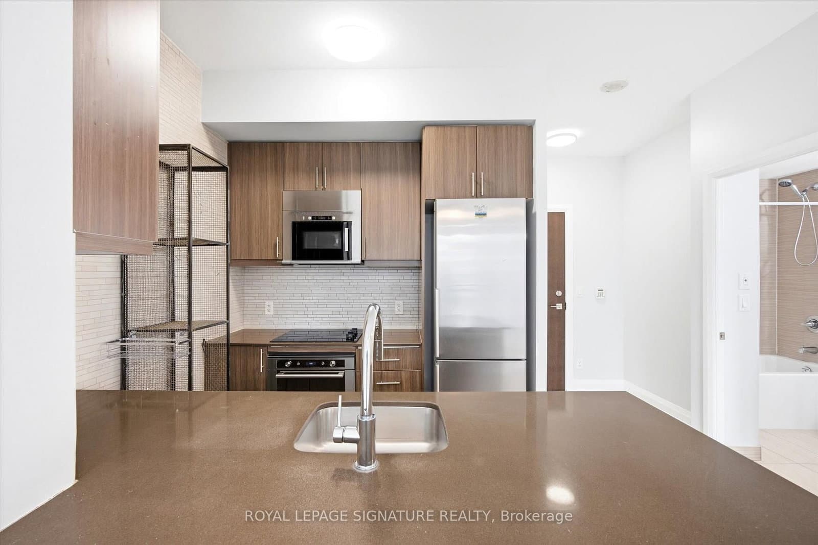 6 Eva Road, Unit GL5 - Image 4
