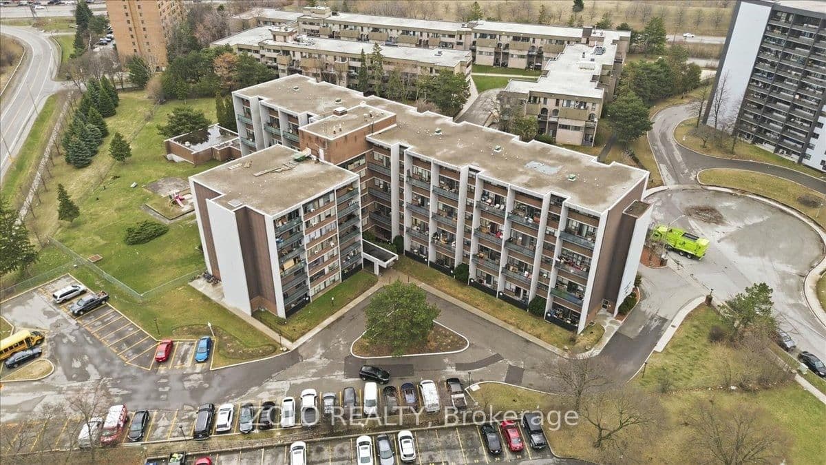 2121 Roche Court, Unit 707 - Image 2