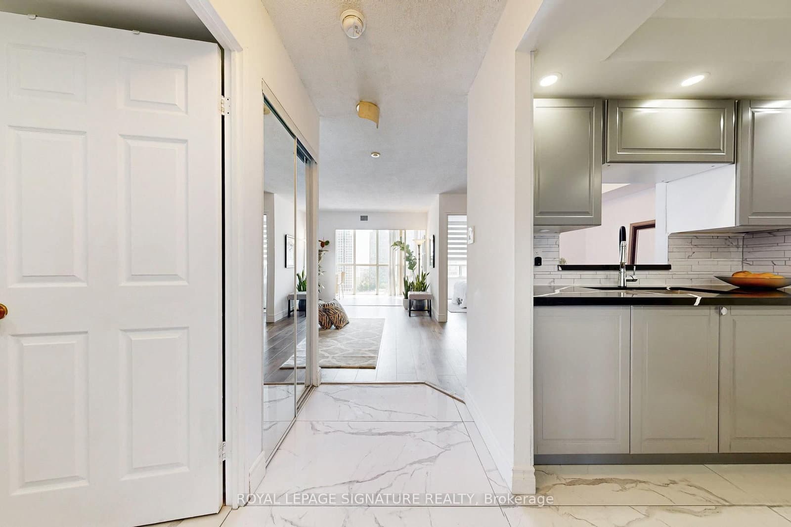 265 Enfield Place, Unit 1501 - Image 3