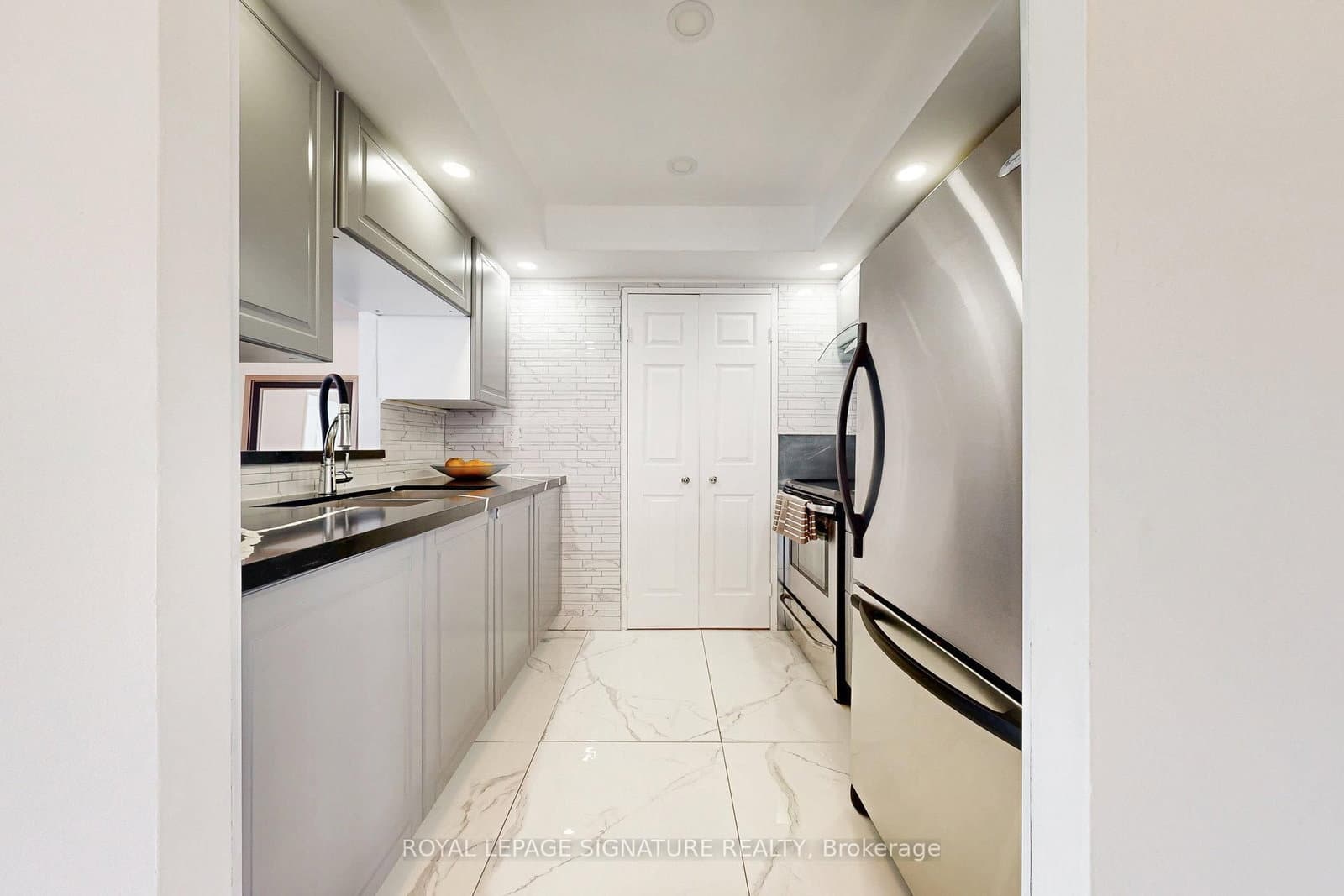 265 Enfield Place, Unit 1501 - Image 4